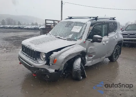 2017 Jeep Renegade Trailhawk 4X4 from USA, damaged, VIN ZACCJBCB5HPE92159